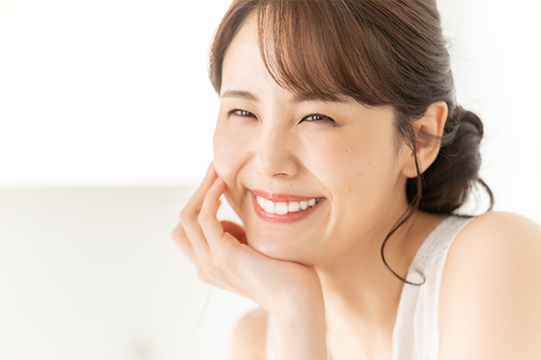 失った歯の審美性・機能性を回復する「インプラント治療」